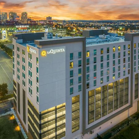 La Quinta Inn & Suites By Wyndham Nashville Downtown Stadium Экстерьер фото